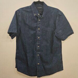 Banana Republic Dark Wash Denim Short Sleeve Shirt - Size: S - Blue